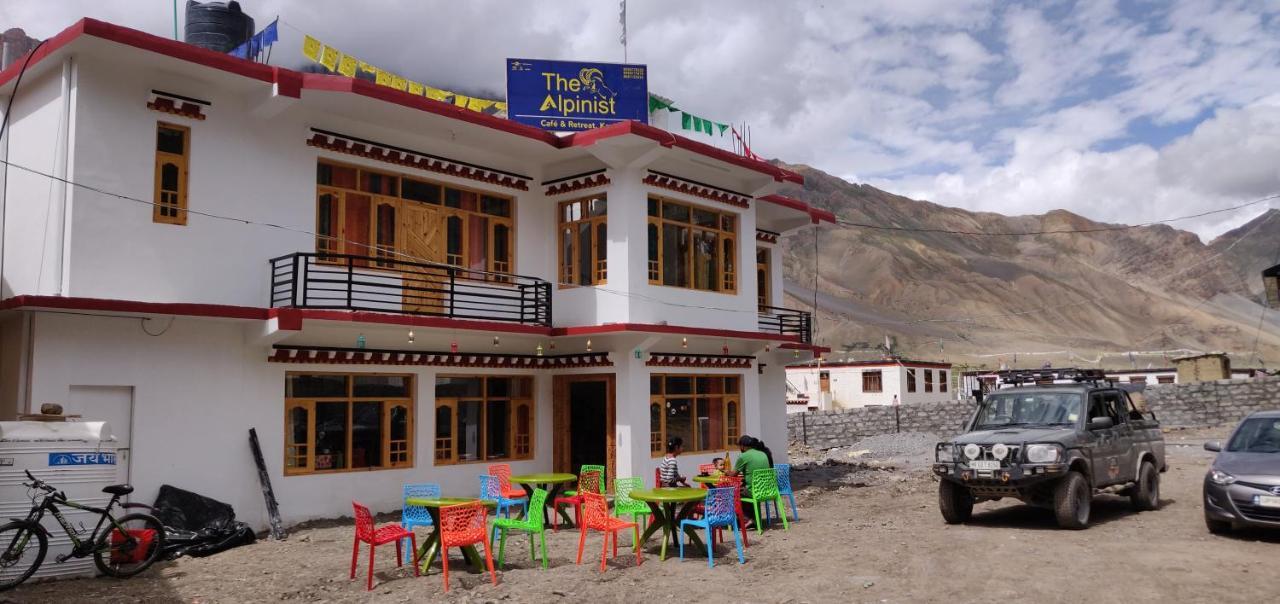 The Alpinist Cafe And Retreat Kaza Exterior foto