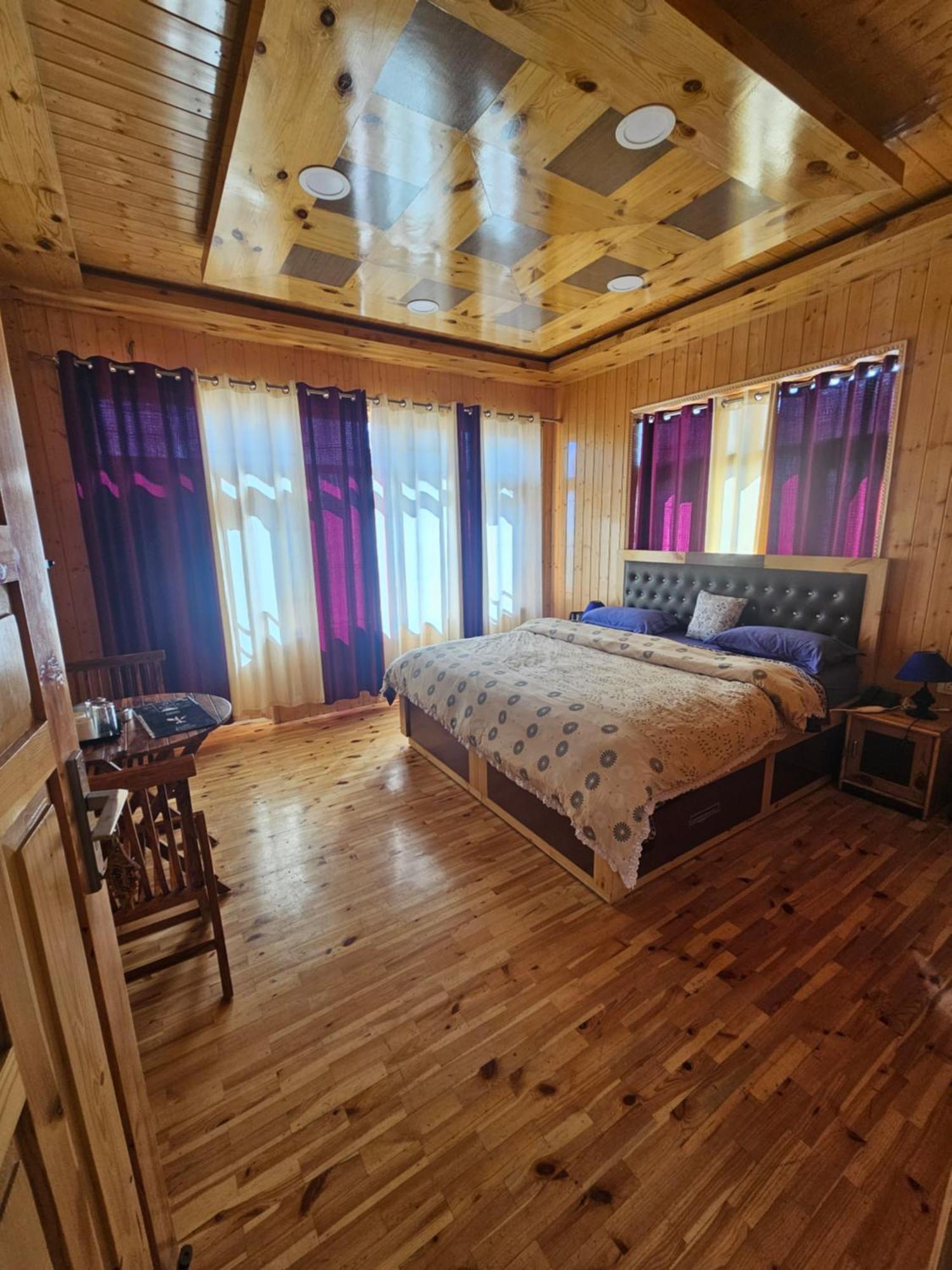 The Alpinist Cafe And Retreat Kaza Quarto foto
