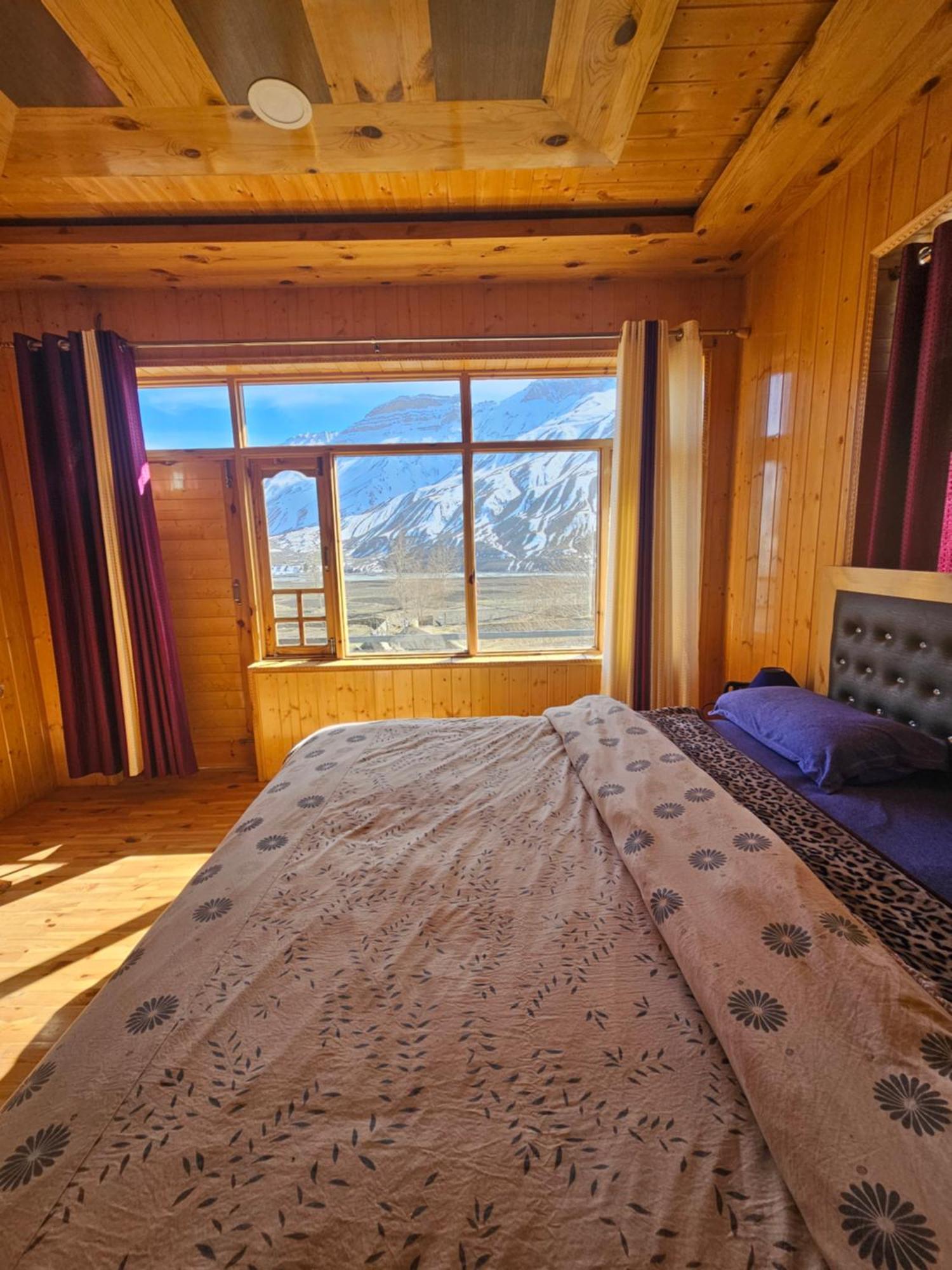 The Alpinist Cafe And Retreat Kaza Quarto foto