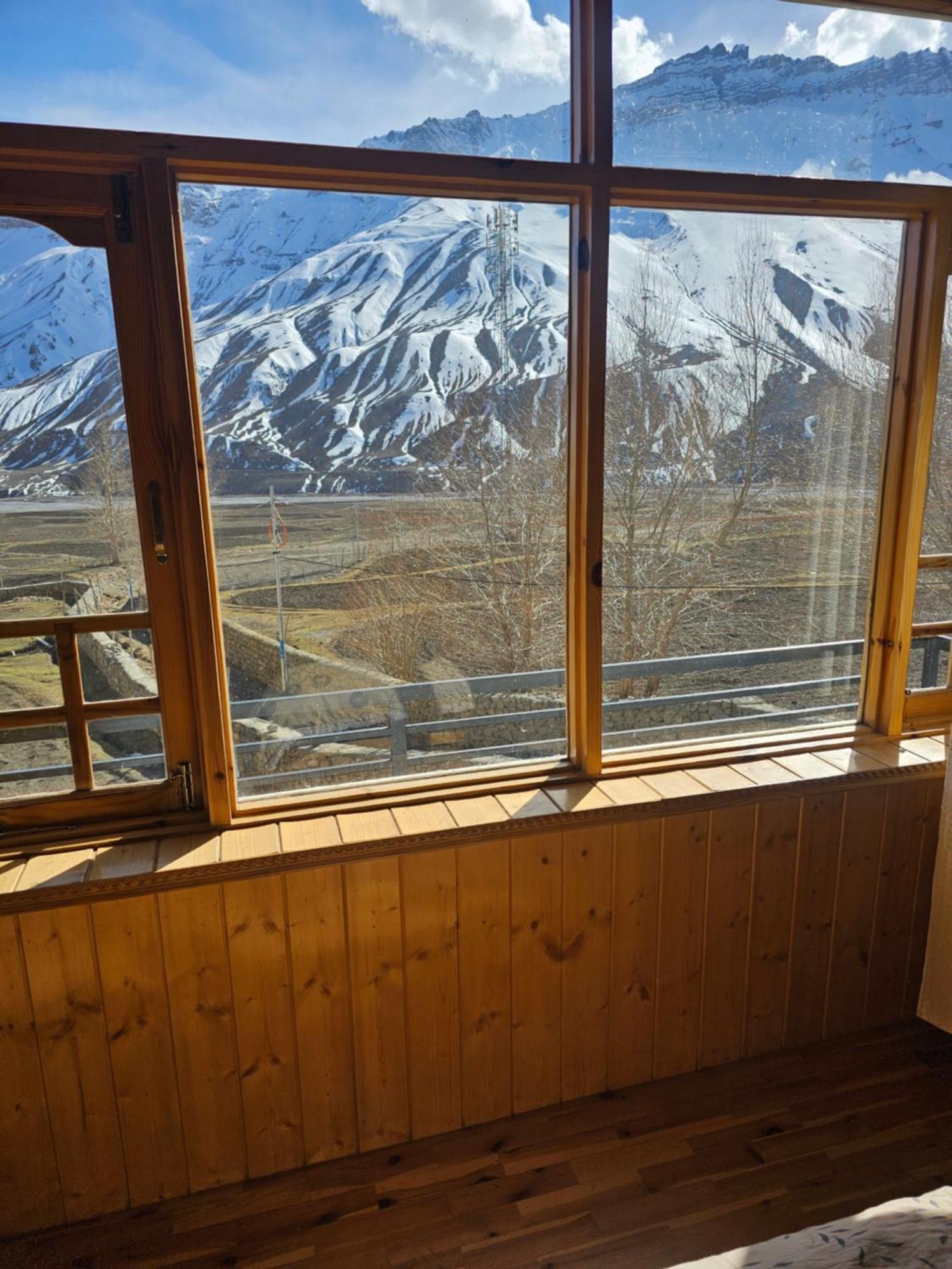 The Alpinist Cafe And Retreat Kaza Quarto foto